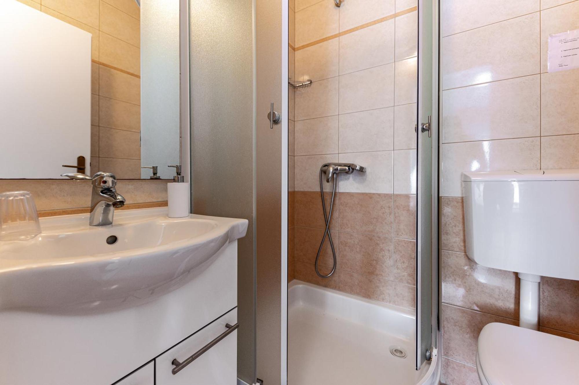 Bed And Breakfast Ivona Baška Voda Εξωτερικό φωτογραφία