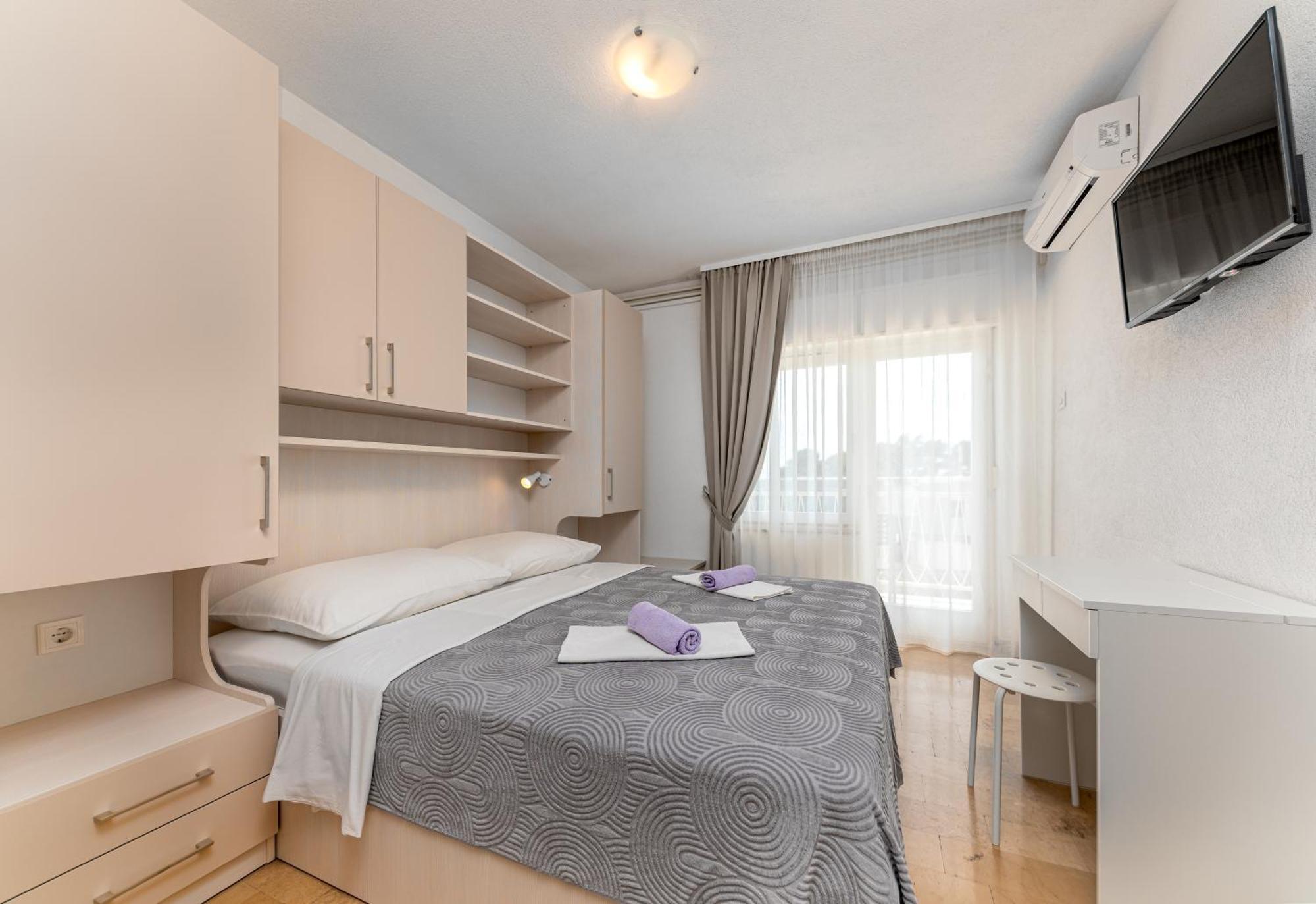 Bed And Breakfast Ivona Baška Voda Δωμάτιο φωτογραφία